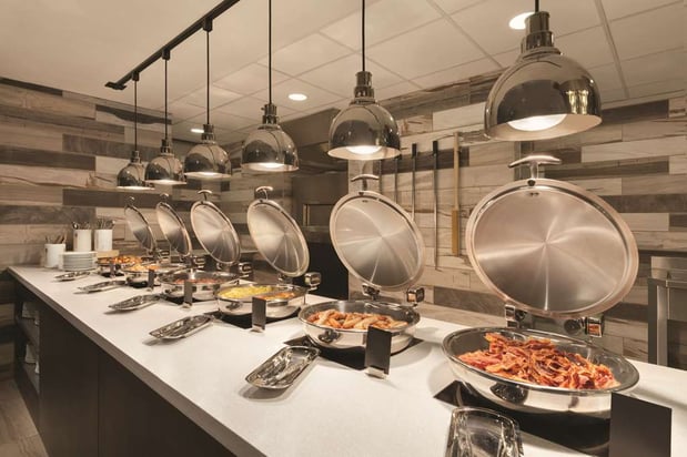 Images Embassy Suites by Hilton San Antonio Brooks Hotel & Spa