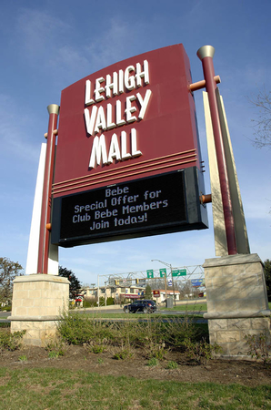 Images Lehigh Valley Mall