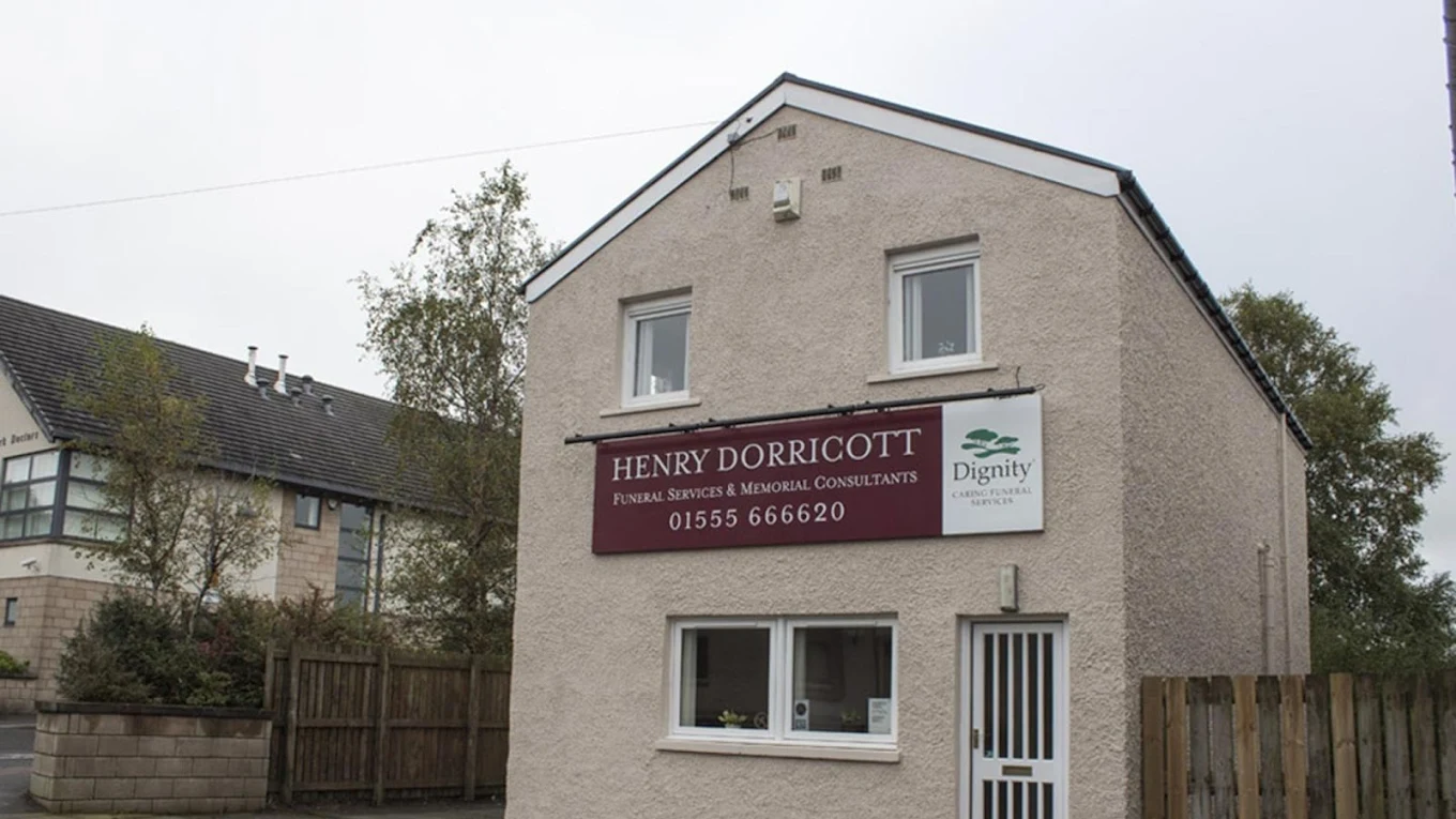 Henry Dorricott Funeral Directors in Lanark