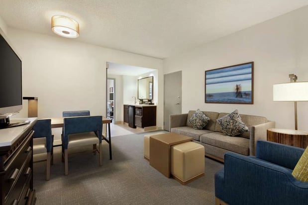 Images Embassy Suites by Hilton Monterey Bay Seaside