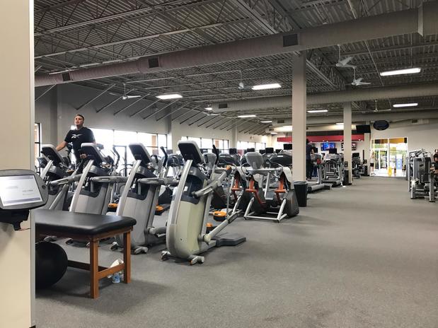 Images Club Fitness - St. Charles