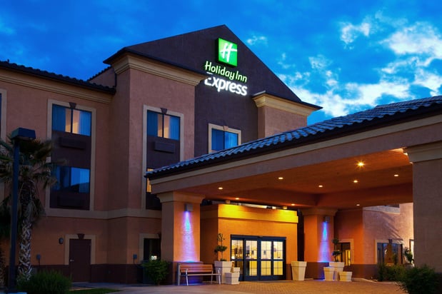 Images Holiday Inn Express & Suites Kingman by IHG