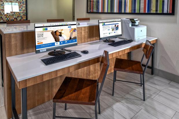 Images Holiday Inn Express & Suites Smyrna-Nashville Area by IHG