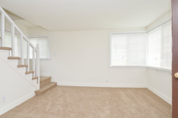 Images Greenville on 141 Apartments & Townhomes