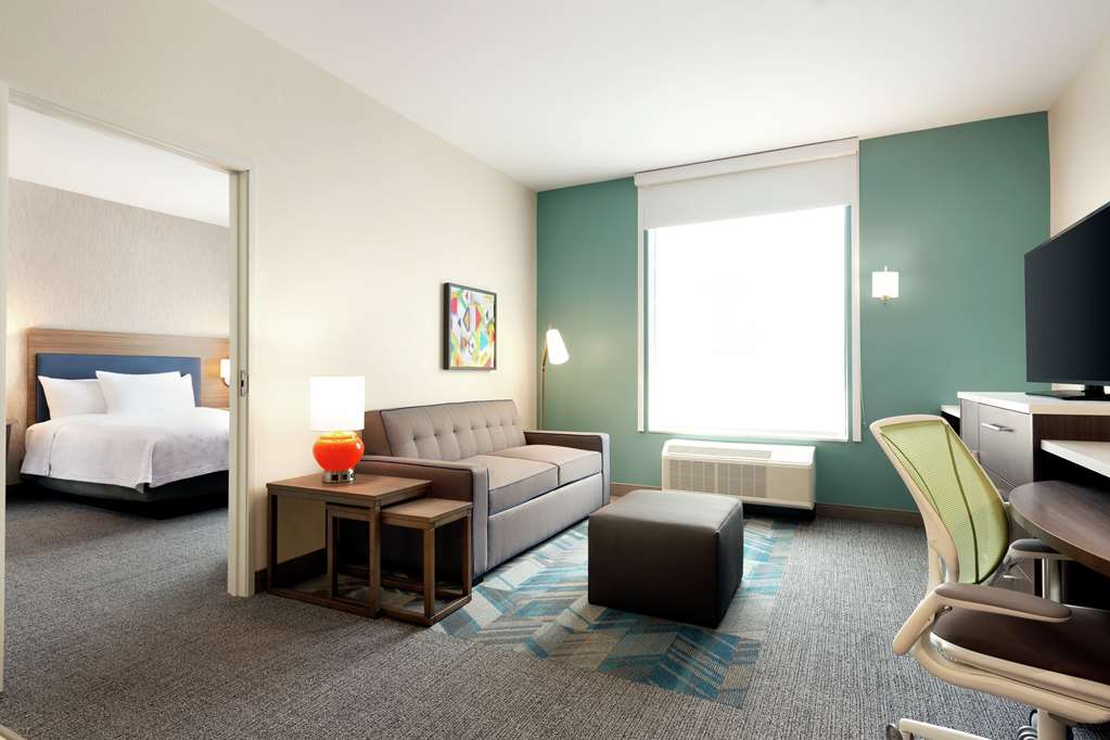Guest room