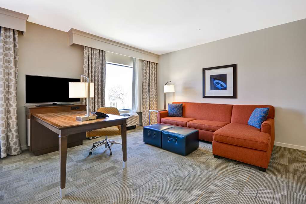 Guest room
