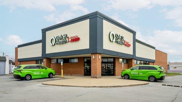 Images Oak Street Health Lincoln Crossing Primary Care Clinic