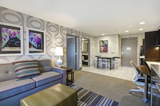 Images Home2 Suites by Hilton KCI Airport