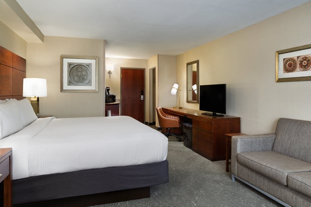 Images Holiday Inn National Airport/Crystal City by IHG