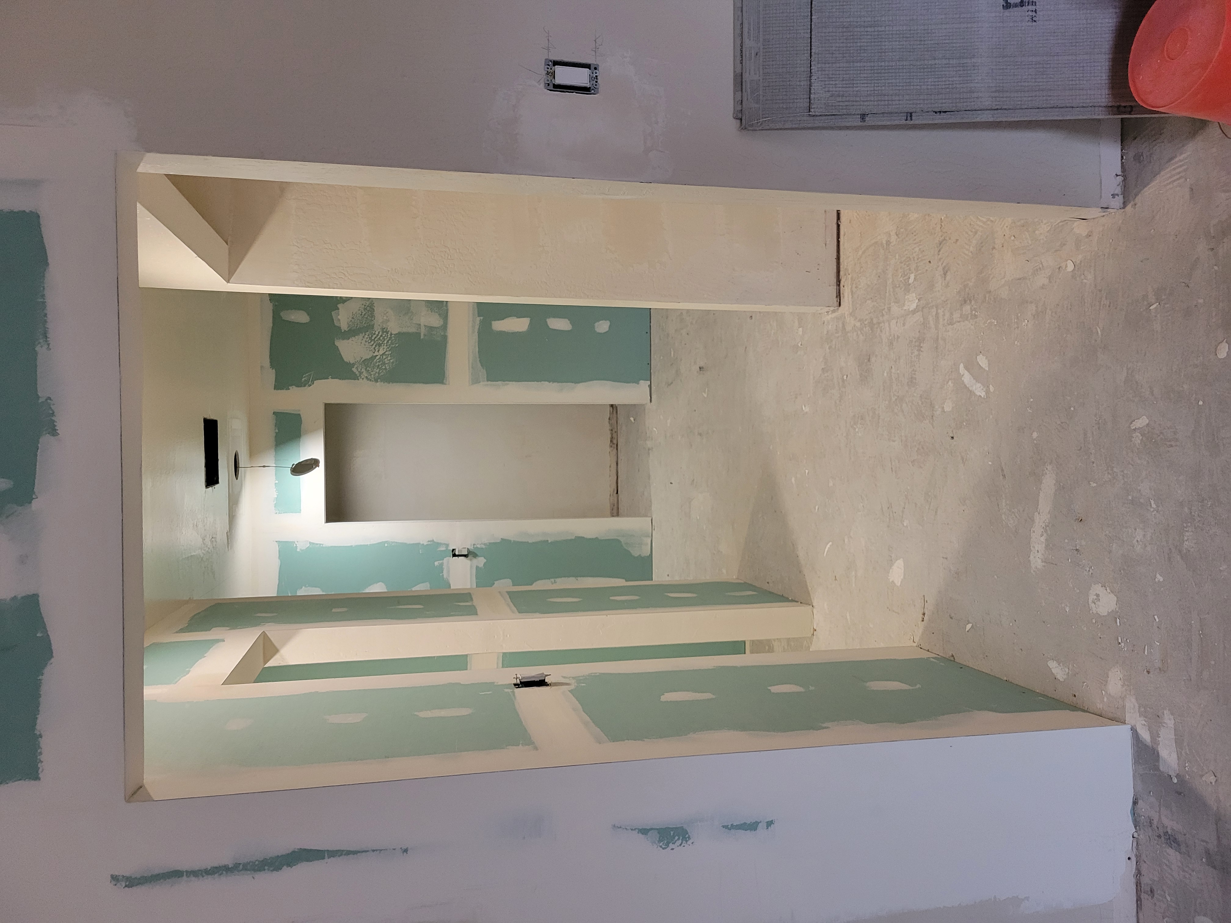 Gator Painting Company Logo