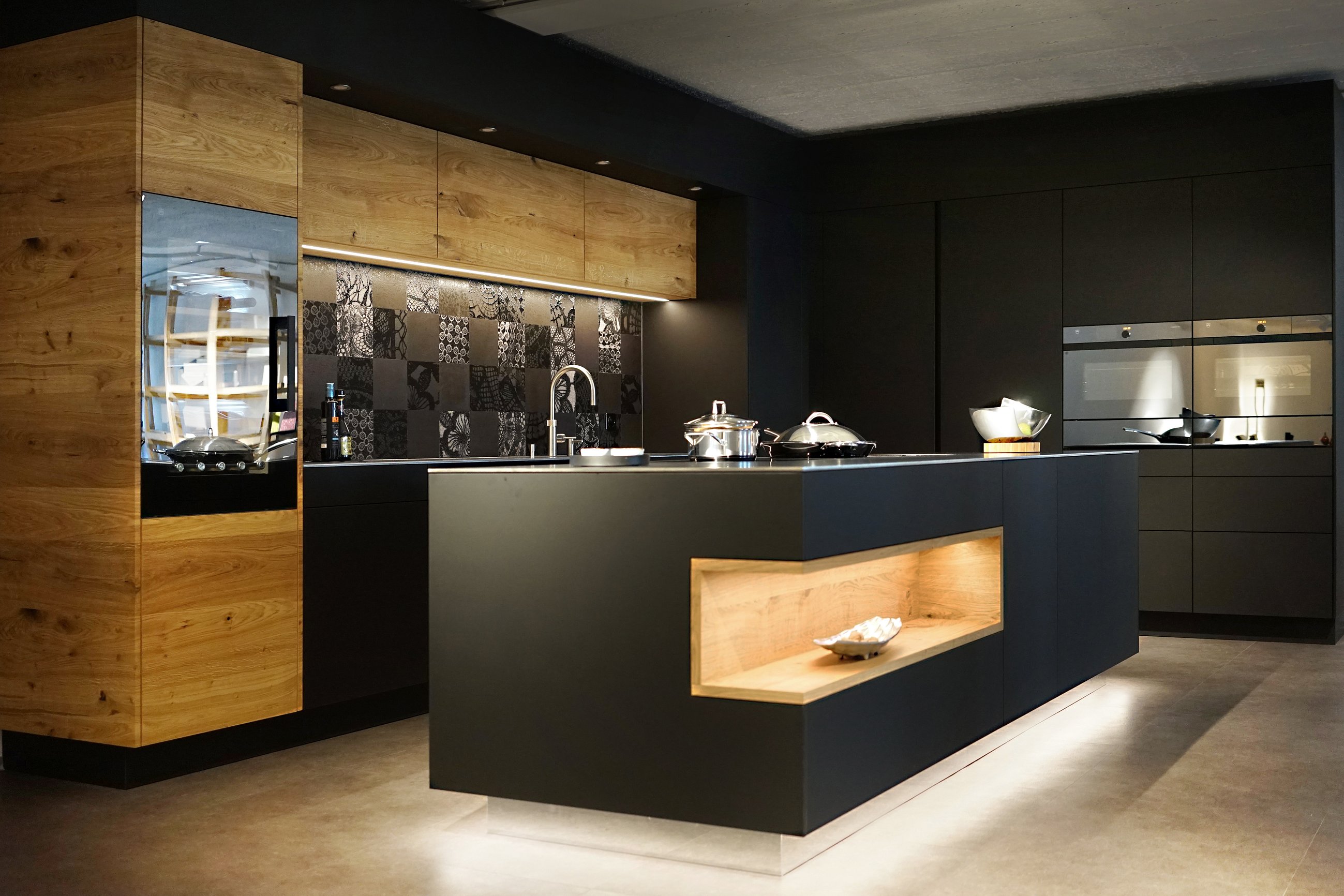 Möbel Rösch AG, Güterstrasse 210 in Basel