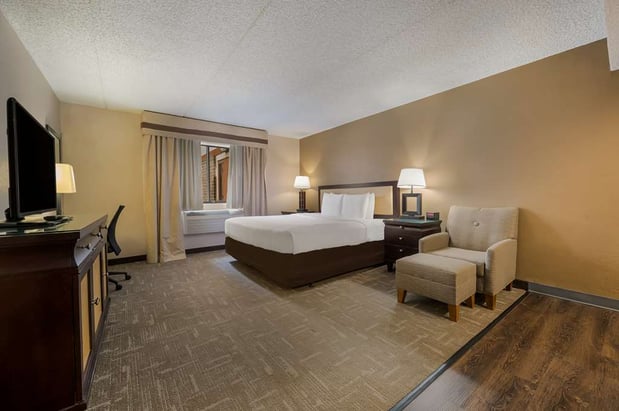 Images Best Western Detroit Livonia