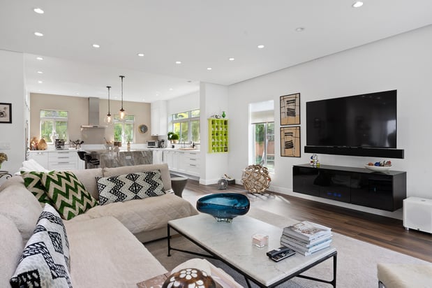 Images Claudia San Roman