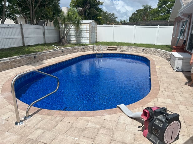 Images Paradise Palm Pools Inc
