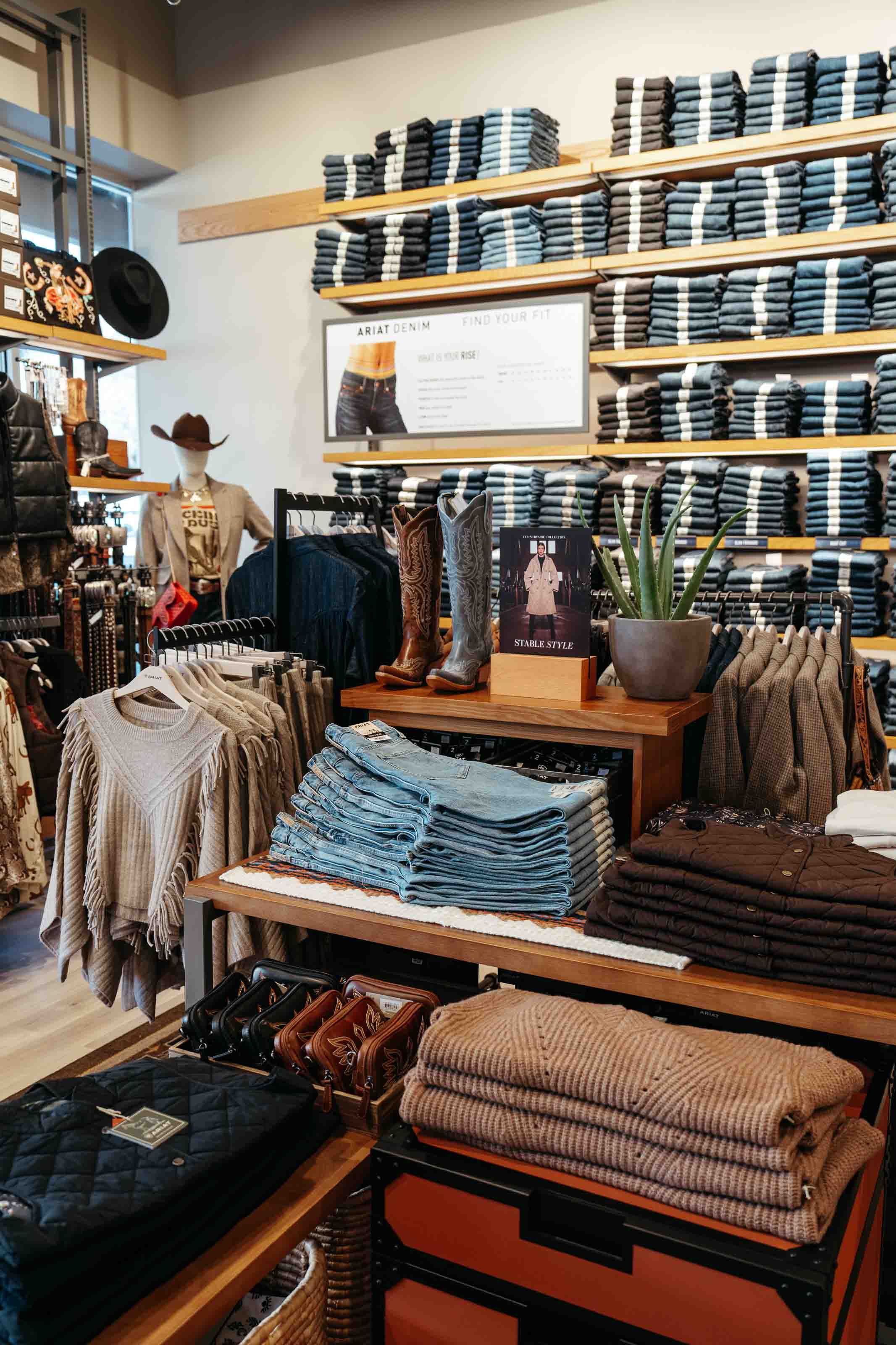 Ariat Brand Shop Image