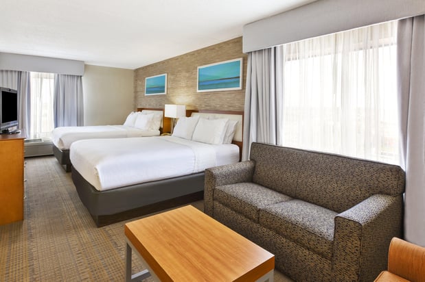Images Holiday Inn & Suites Bolingbrook by IHG