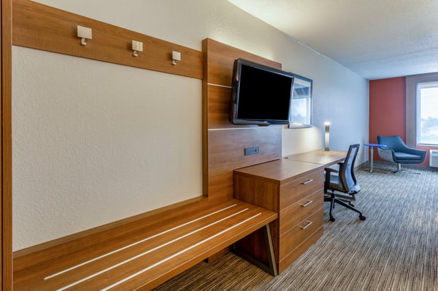 Images Holiday Inn Express & Suites O'Fallon/Shiloh by IHG