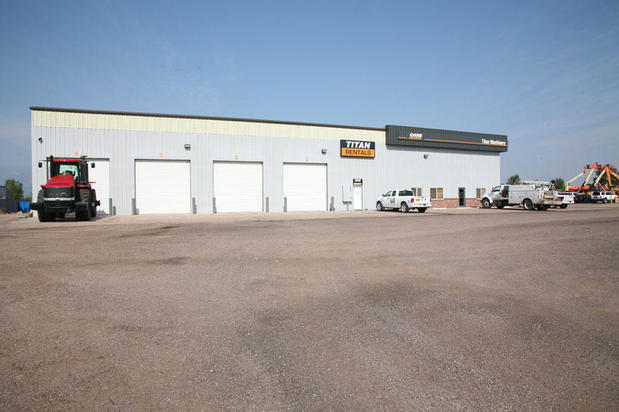 Images Titan Machinery