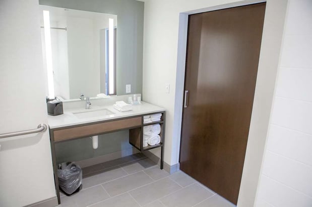 Images Hilton Garden Inn Corning Downtown