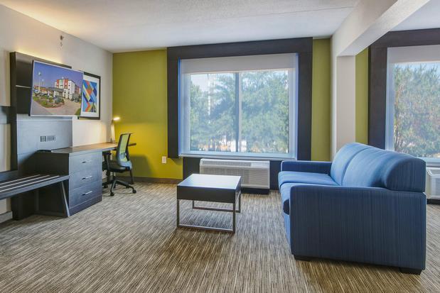 Images Holiday Inn Express & Suites Longview North by IHG