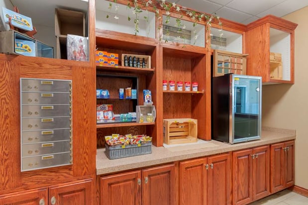 Images Best Western Plus Butterfield Inn