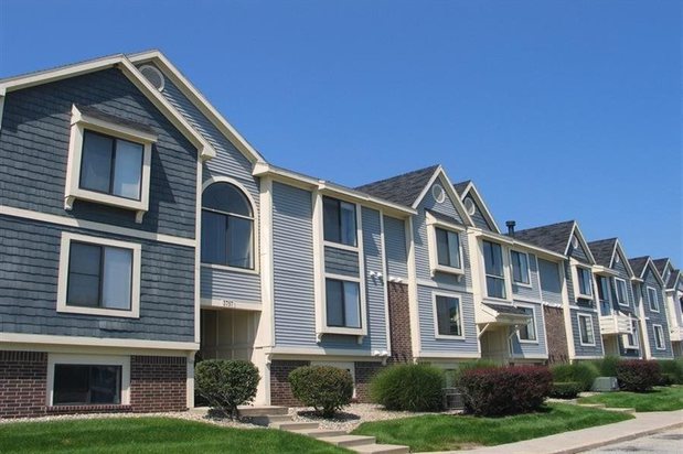Images Hurwich Farms Apartments