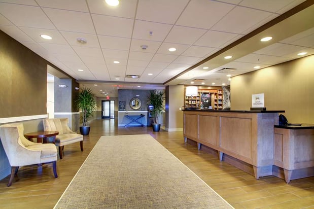 Images Hampton Inn & Suites Milwaukee West