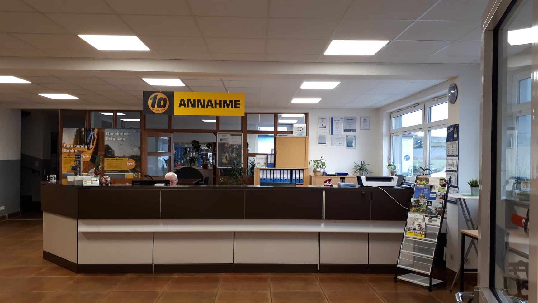 Auto Mandlik GmbH, Kiefenholz 15 b in Wörth/Donau