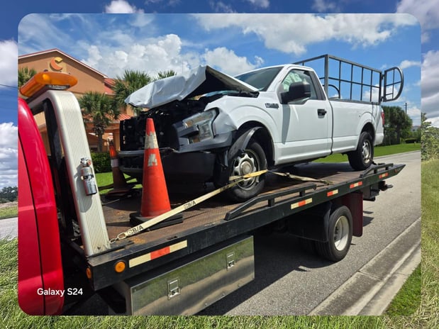 Images Supreme Towing Service