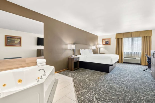 Images Best Western West Towne Suites