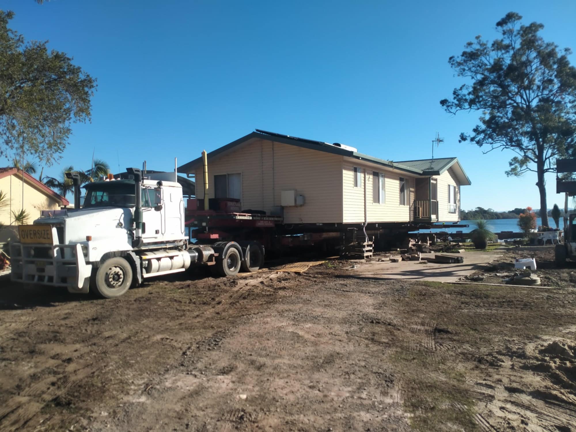 Images Randall & Bond House Removals