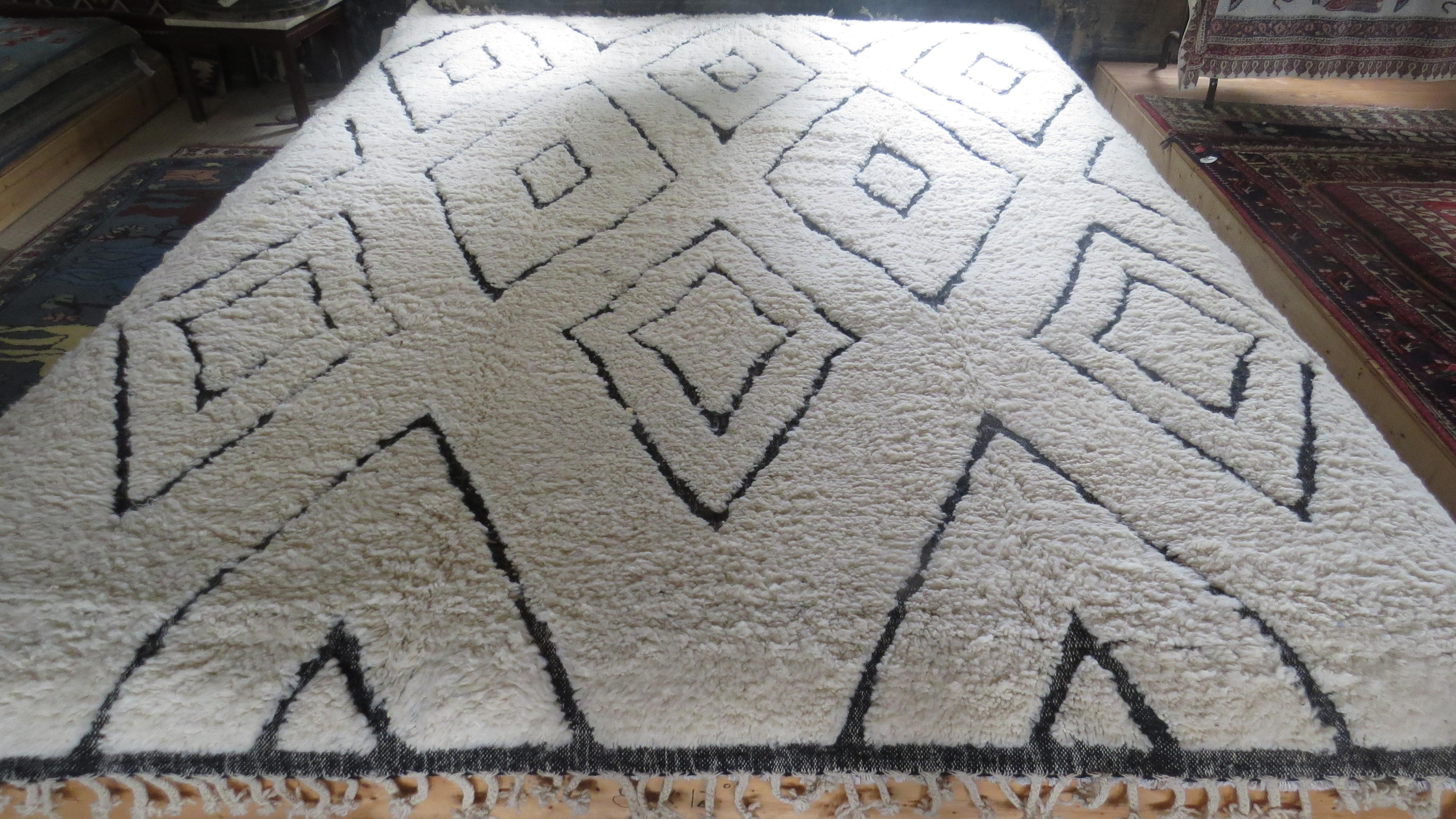 9x12 Colorful Berber Beni Ourain Hand Knotted Rug.