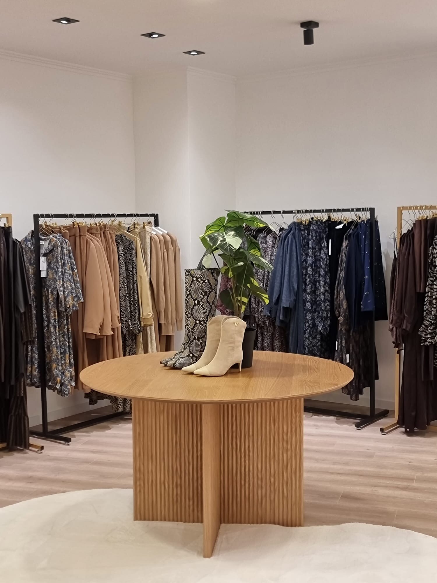 Foto's SELECTED BY LIS