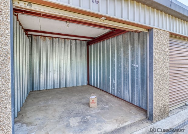 Images Dominion Self Storage