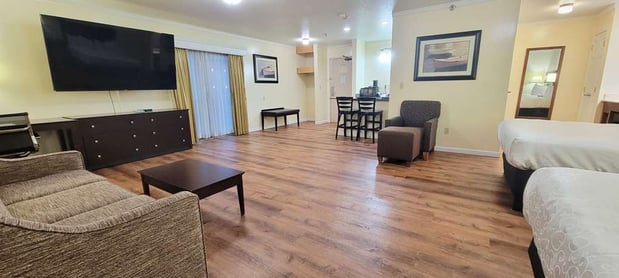 Images Best Western Plus Northwoods Inn