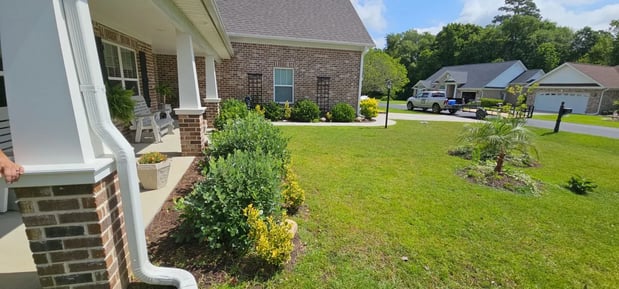 Images Southeastern Lawn & Landscaping