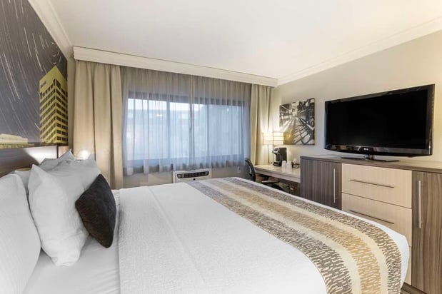 Images Best Western Plus Milwaukee West
