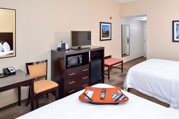 Images Hampton Inn & Suites California University-Pittsburgh