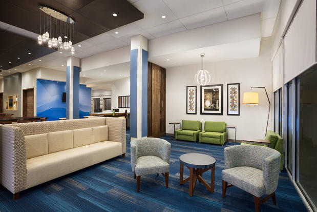 Images Holiday Inn Express & Suites McAllen - Medical Center Area by IHG