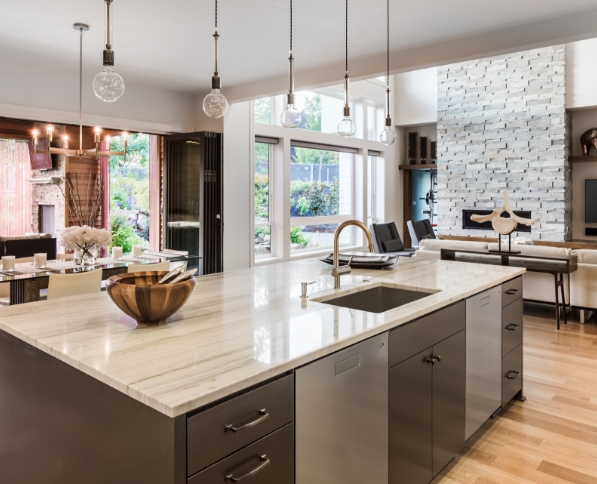 Home warranty inspections from Handy Home Inspection help homeowners identify issues before their builder warranty expires. Our detailed evaluations uncover hidden defects in major systems and components, allowing you to request repairs in time and protect your investment with confidence.