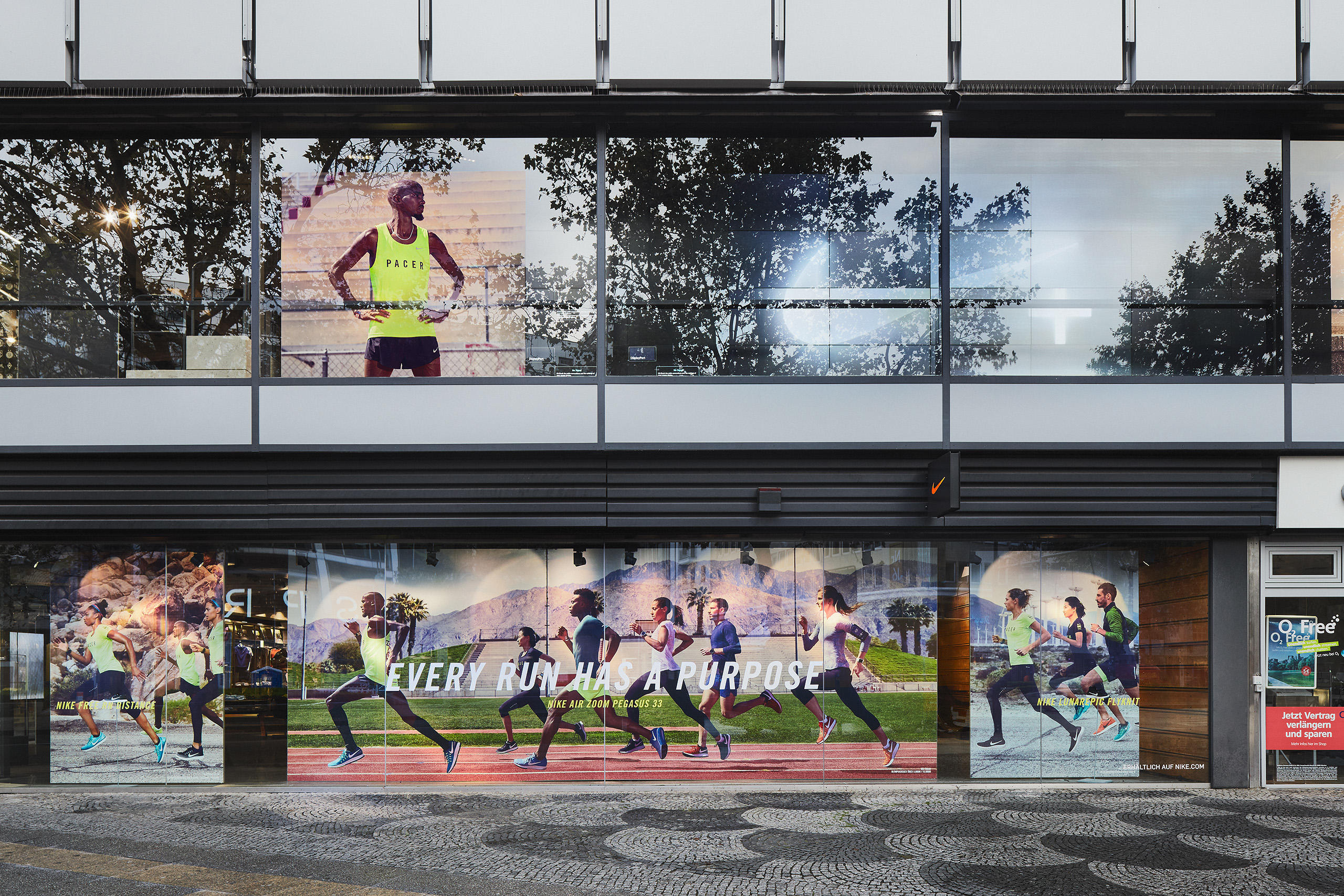 Kundenbild groß 12 Nike Store Berlin