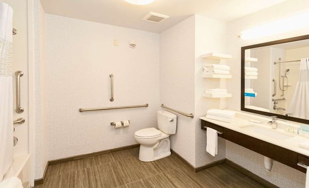 Images Hampton Inn & Suites Duluth North / Mall Area