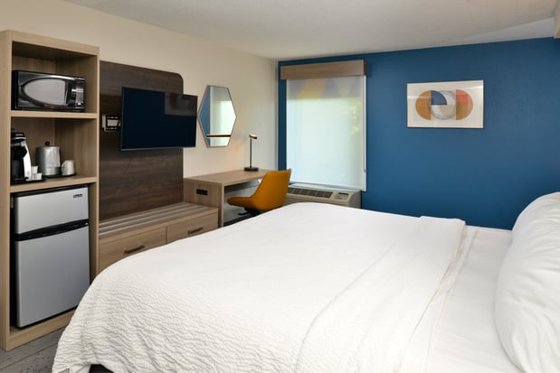 Images Holiday Inn Express Lewisburg/New Columbia by IHG