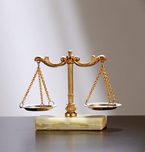 Images Asianajotoimisto Terhi ja Pekka Eriksson Ay