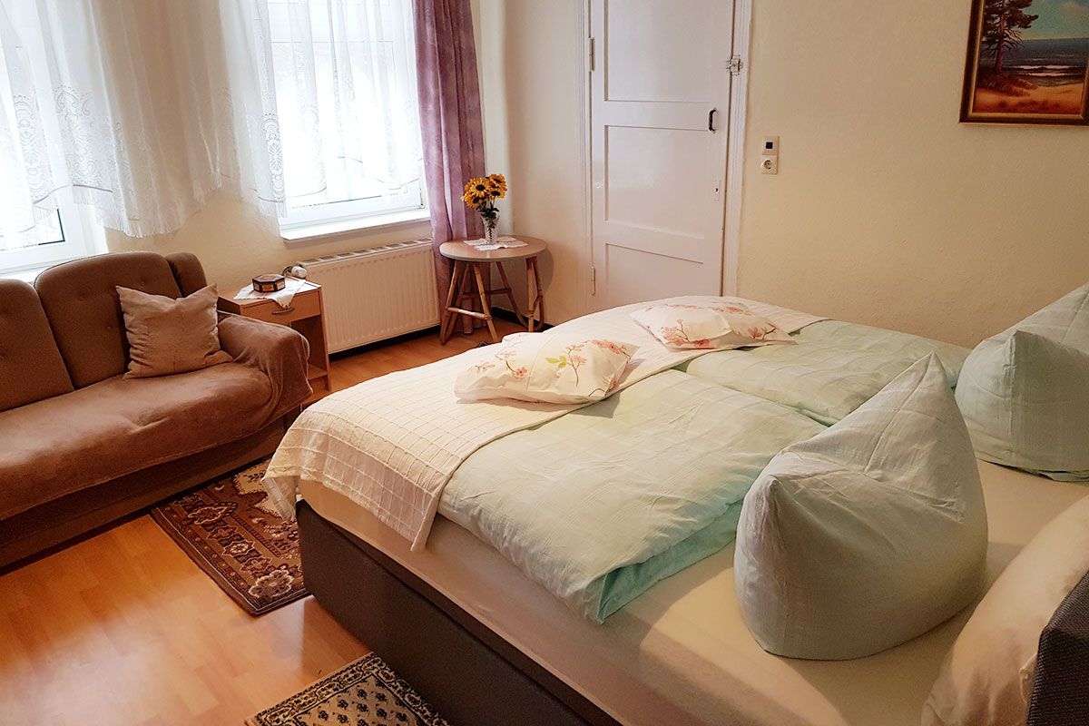 Pension Klande - Pension - Ferienwohnung - Sassnitz Insel Rügen, Stubbenkammerstr. 2 in Sassnitz