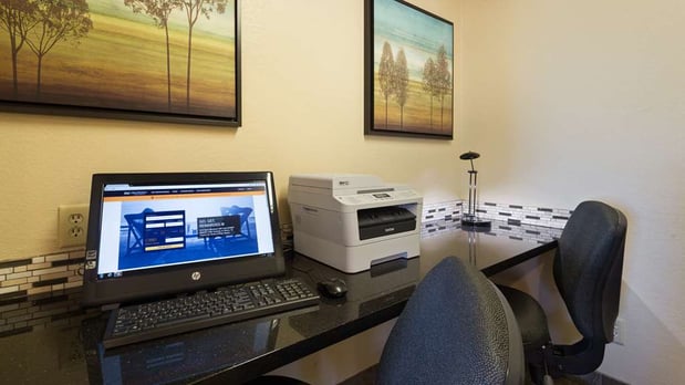 Images Best Western Plus Altoona Inn