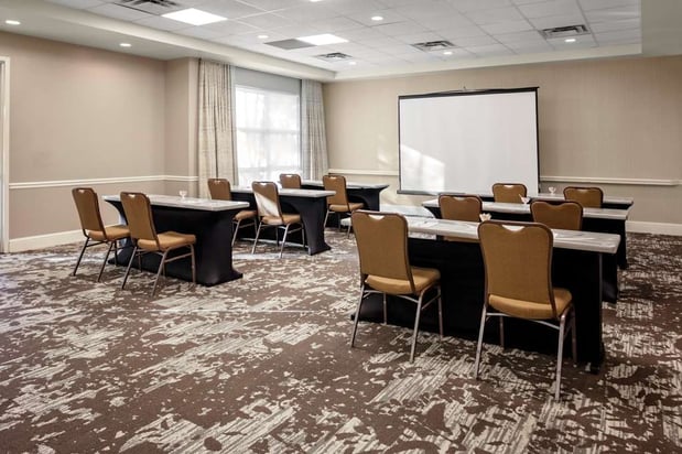 Images Hilton Garden Inn Atlanta Perimeter Center