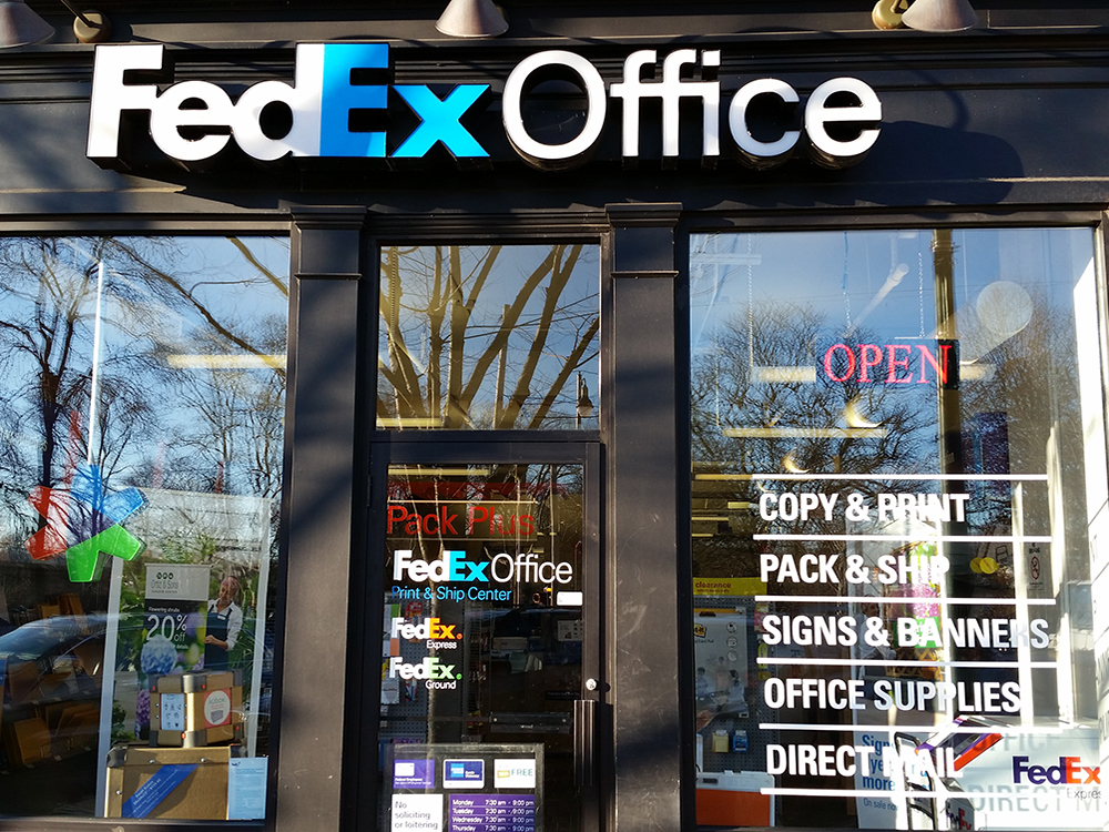 FedEx Office Print & Ship Center in Summit, NJ (Post Office) 908273