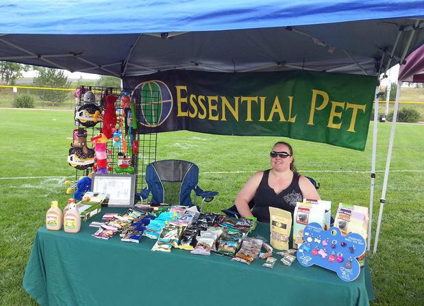 Images Essential Pet LLC