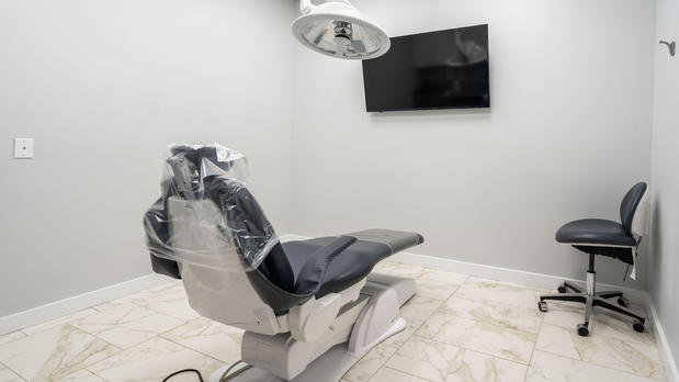 Images Leading Edge Oral Surgery Woodbury